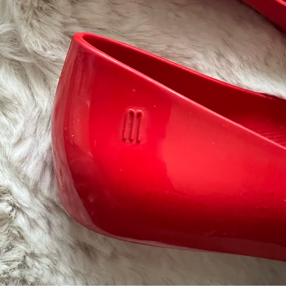 Mel Dreamed By Melissa + Jason Wu Red Big Bow Round Toe Jelly Shoes.  Size 2 - Picture 6 of 8